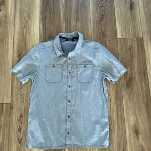 KUIU Men's Casual Button Down short sleeve Shirt size medium